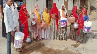 Water Problem : पंपिंग स्टेशन फिर भी प्यासे ग्रामीण, लोगों को करनी पड़ रही भागदौड़