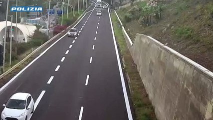 Ubriaca alla guida si schianta in una galleria nei pressi dello svincolo di Taormina