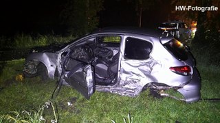 Auto crasht na politieachtervolging in Nieuwleusen