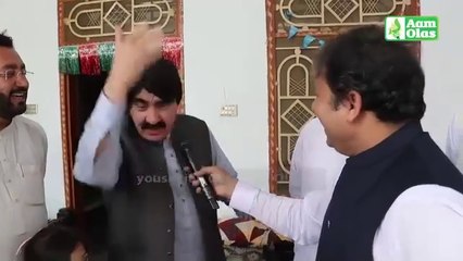 Yousaf Jan Utmanzai -مزاحیہ اداکار اسماعیل شاھدl جنازے میں شرکت