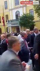 Galatasaray'ın olağanüstü genel kurulunda kısa süreli gerginlik çıktı