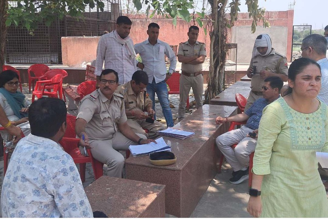 ढाई साल के मासूम की गला दबाकर हत्या, परिजन साधा...
