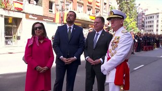 Los Reyes, en el desfile del Día de las Fuerzas Armadas en Oviedo