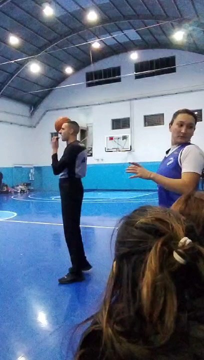 Básquet femenino: El doble de Isabella Roldán para 9 de Julio - Vídeo ...