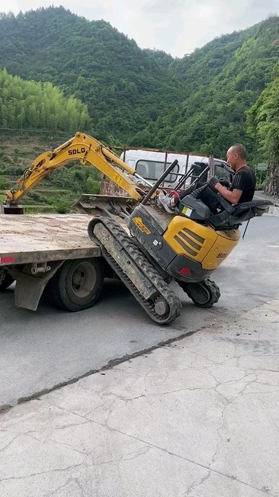 skilled Excavator Operators in the world