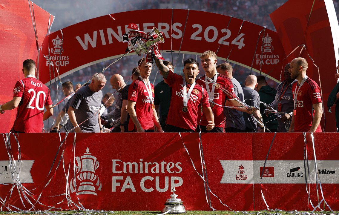 مراسم تتويج مانشستر يونايتد بلقب كأس الاتحاد الإنجليزي