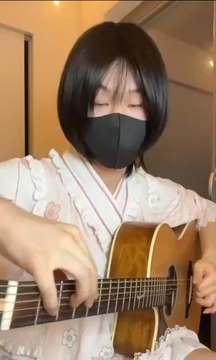 Une version étonnante de Mission Impossible réalisée avec seulement une guitare simplement