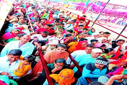 बाबा की अखंड ज्योत के दर्शन को उमड़े श्रद्धालु... देखें वीडियो