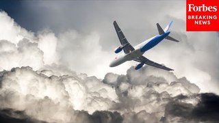 Meteorologist Explains Why Airplane Turbulence Is Expected To Get Worse In The Future