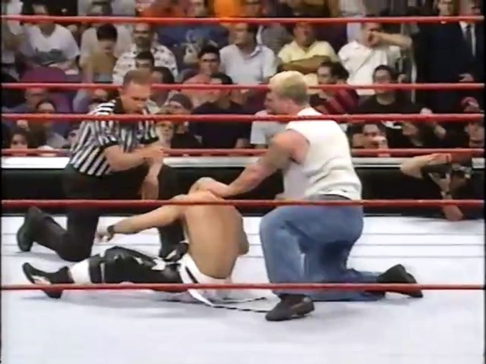 Mean Street Posse vs. Low-Ki & Vince Goodnight (Dark Match from Raw August 7, 2000)