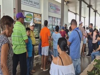 Gran afluencia de personas durante jornada de vacunación en el interior del país