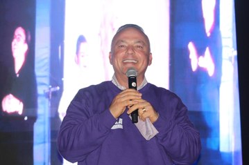 Miguel Ángel Badiola Montaño se reúne con mujeres tijuanenses