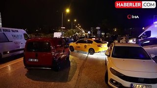 Hatay'da Sağanak Yağış: Caddeler Göle Döndü