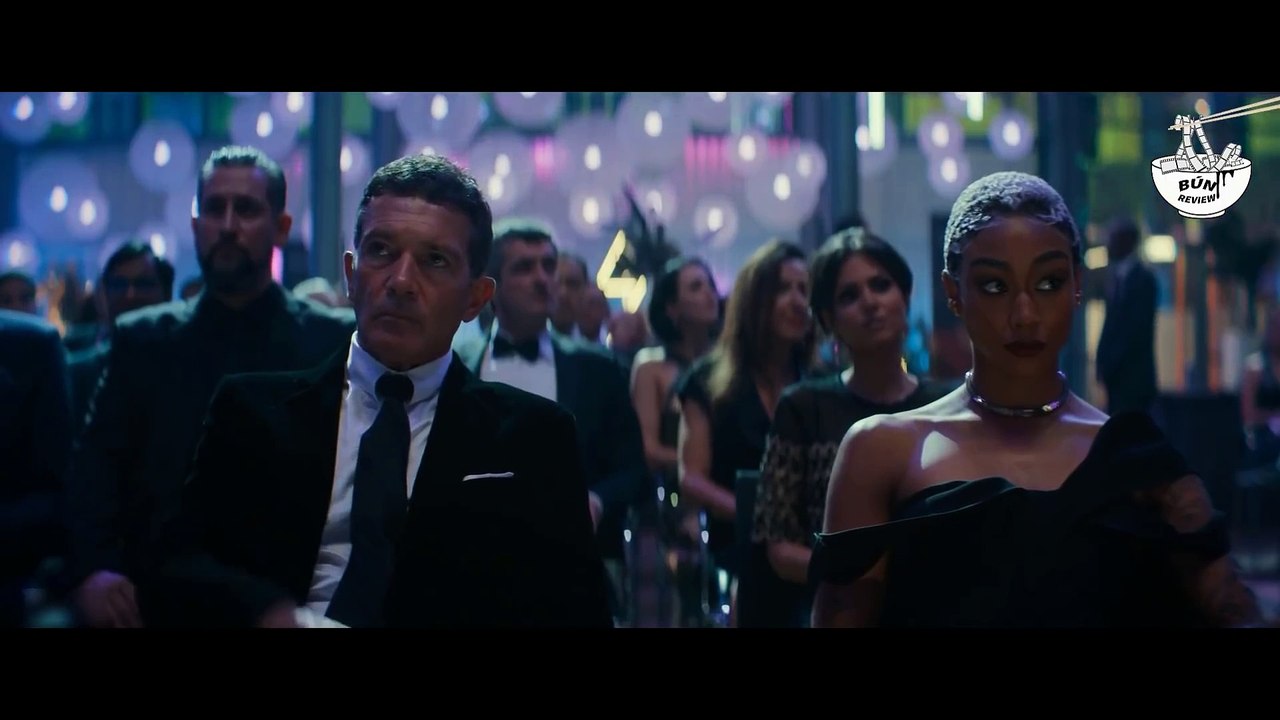 Người nhện Tom Holland chuyển nghề làm thợ săn cổ vật - REVIEW PHIM- THỢ SĂN CỔ VẬT