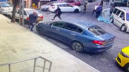 Üsküdar'da 3 kişinin öldüğü silahlı kavganın görüntüleri