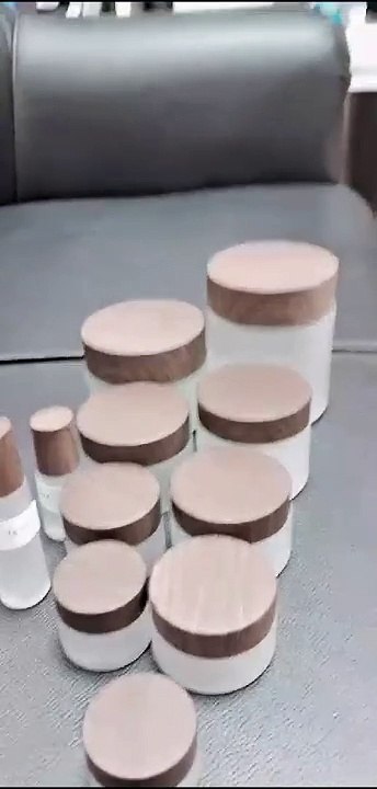 Matte Black Face Cream Jar Containers with Wood Grain Lid | Harfaah Plastics UAE