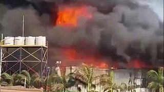 Incêndio em parque de diversões na Índia mata 27 pessoas