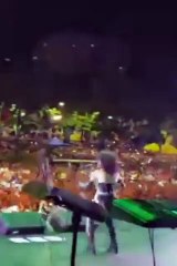 ¡Karina cantó por dos horas frente a más de 40 mil personas!