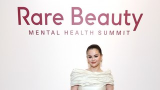 Selena Gomez desearía haber 'pedido ayuda' con su salud mental a una edad más temprana