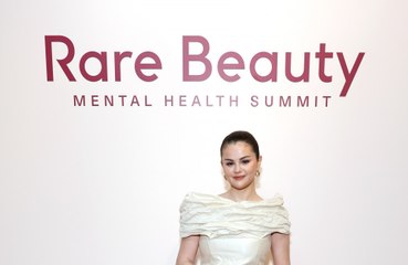 Selena Gomez desearía haber 'pedido ayuda' con su salud mental a una edad más temprana