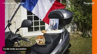 Le fameux scooter de François Hollande revendu bien plus cher que son prix réel, on sait qui l'a acheté !