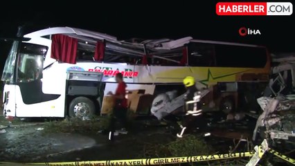 Mersin'de feci kaza: 10 ölü, 30'dan fazla yaralı var