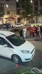 Galatasaray taraftarından sarı lacivert tabut!