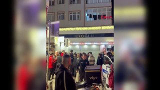 İstanbul-Bağcılar'da Galatasaray taraftarı kutlama sırasında vuruldu