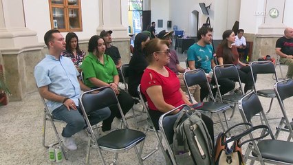 La fotógrafa Lizzy Dizzy lanza su libro de arte urbano tapatío ‘Entrañas de mi retentiva ocular’.