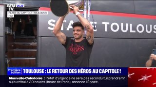 Toulouse: 12.000 supporters rassemblés sur la place du Capitole pour célébrer la victoire du Stade Toulousain en coupe d'Europe