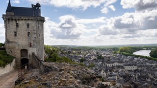 Chinon : la forteresse aux trois châteaux