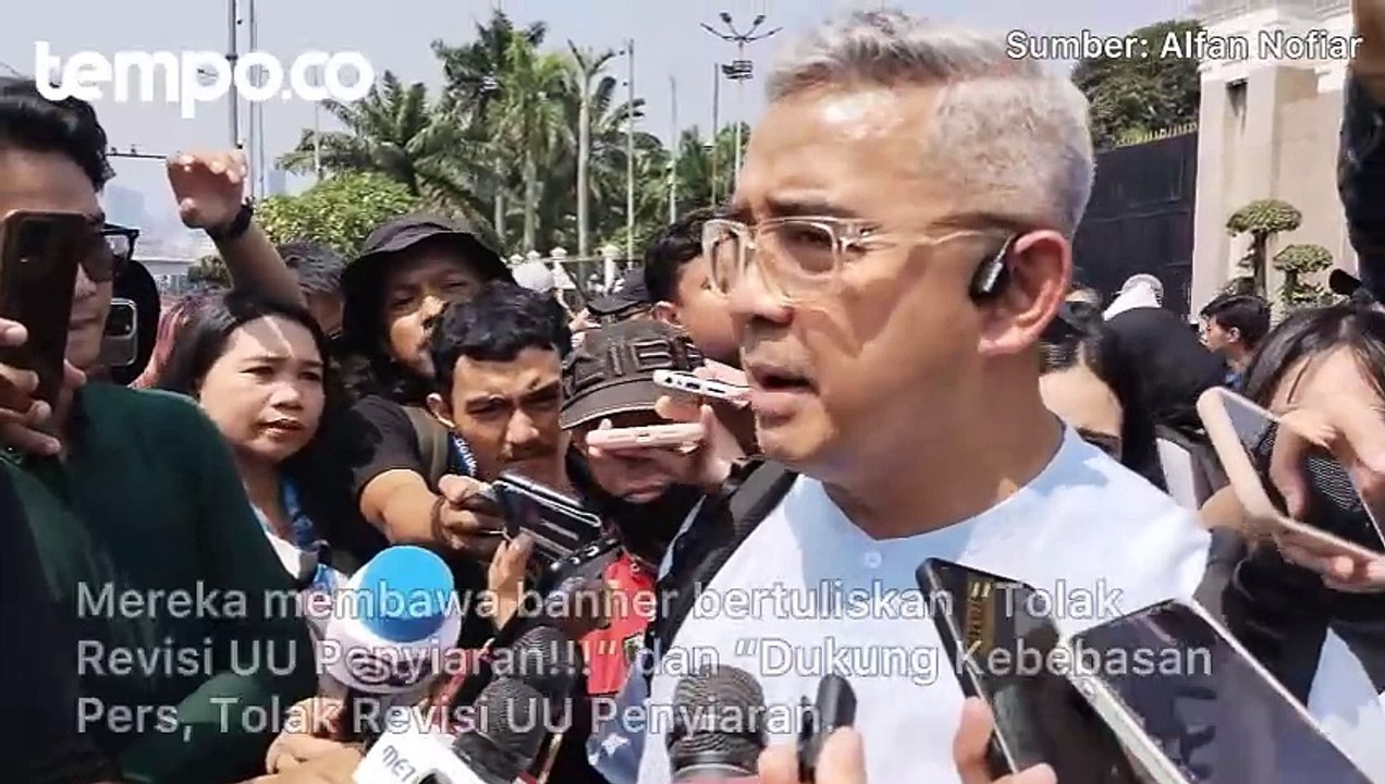 Tolak Revisi UU Penyiaran, Sejumlah Organisasi Jurnalis Lakukan Demo di Depan Gedung DPR