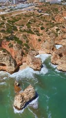 LES PLUS SURPRENANTS paysages de l’Algarve au Portugal [@mruiv0]