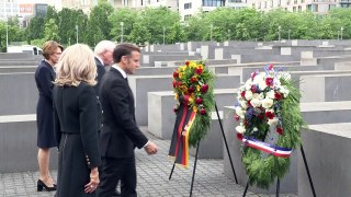 Macron besucht Holocaust-Mahnmal in Berlin