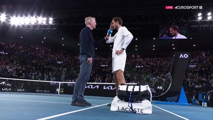 Medvedev : "Au 3e set, j'étais vraiment fatigué mais j'ai eu beaucoup de chance dans le tie-break"