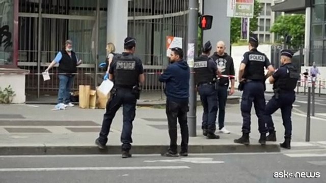 Paura a Lione, 4 persone accoltellate alla metropolitana