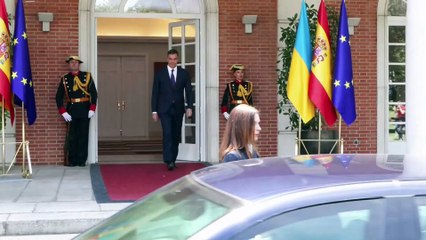 Pedro Sánchez recibe a Volodímir Zelenski