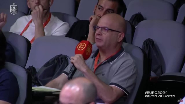 De la Fuente responde a las preguntas sobre Pedri