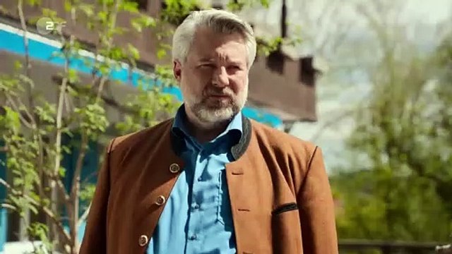 Die Rosenheim-Cops Staffel 21 Folge 10 (492) Mehr Schein als Sein