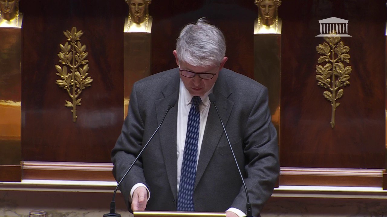 Aide à mourir: "Inclure cette perspective dans la pratique professionnelle des soignants, c'est rompre avec 25 siècles de déontologie médicale" estime Patrick Hetzel