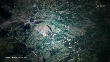 Carte animée : avant/après du glissement de terrain en Papouasie-Nouvelle-Guinée