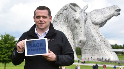 Douglas Ross Visit To Falkirk And The Kelpies