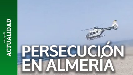 Espectacular persecución de la Guardia Civil a una patera taxi en la playa almeriense de Retamar