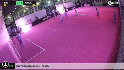 Faute de Nicolas KRY - FC Inté