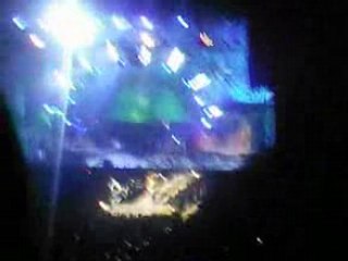 Christophe Maé ki danse é chante