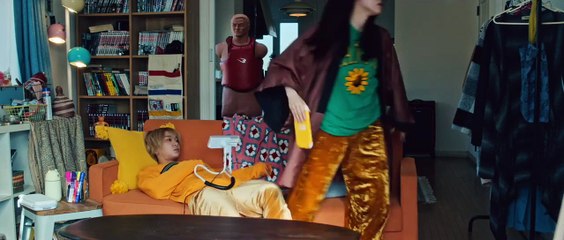 'Baby Assassins'- Tráiler oficial