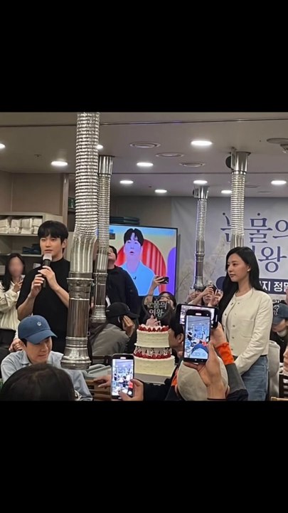 Kim Soo-hyun Kim Ji-won Rainha das Lágrimas