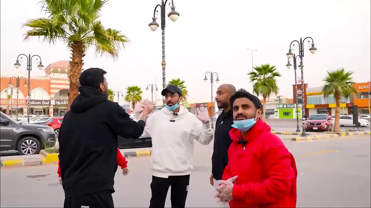 قررنا نفتح مطعم وهمي لباور - We decided to open a fake restaurant for POWR .