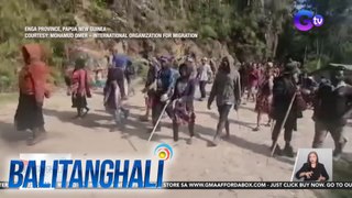 Mahigit 2,000, pinangangambahang natabunan ng landslide | BT