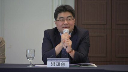 서울의대 교수들 "의대 49% 증원, 세계 유일...허망한 수치에 집착" / YTN